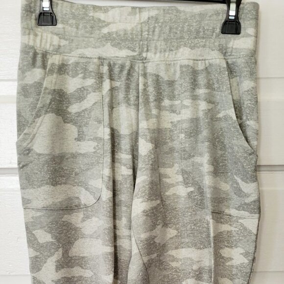 Pants - Womens Camo Ankle Jogger Pants